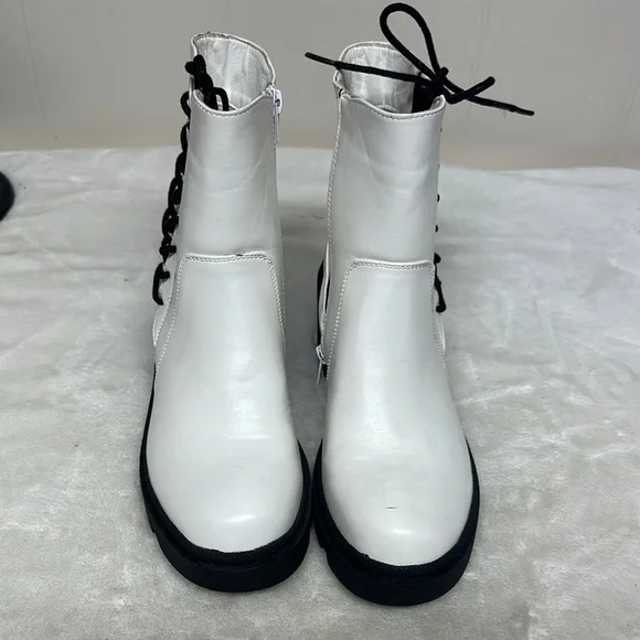 Pierre Dumas White and Black Lace Up Boots - Picture 2 of 9